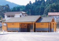 木造公衆トイレ